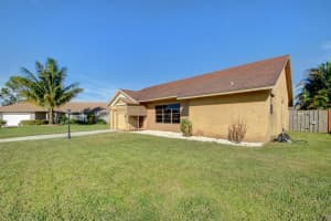 8235 Whitewood Cove E, Lake Worth, FL 33467 Sold 11/30/23