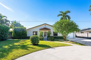 4680 Dolphin Drive, Lake Worth, FL 33463 Sold 12/07/23