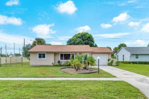 2501 Canterbury Drive S, Riviera Beach, FL 33407 Sold 04/15/24