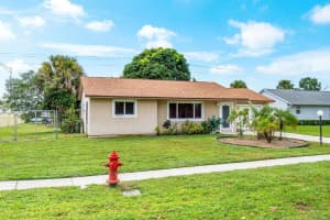 2501 Canterbury Drive S, Riviera Beach, FL 33407 Sold 04/15/24