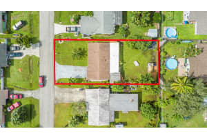 2377 SE Monroe Street, Stuart, FL 34997 Sold 05/22/24