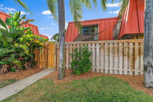 3345 Meridian Way N D, Palm Beach Gardens, FL 33410 Sold 01/11/24