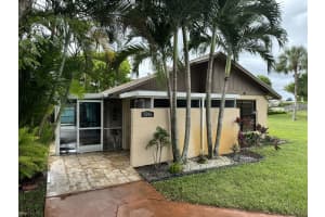 5286 Robbie Court 4b, West Palm Beach, FL 33415 Sold 01/23/24