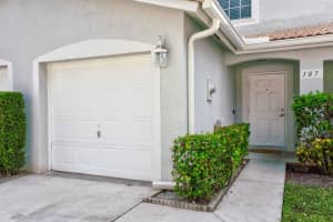 107 Wooden Mill Terrace, Jupiter, FL 33458 Sold 04/10/24