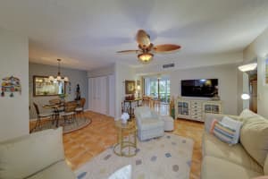 5100 Las Verdes Circle 114, Delray Beach, FL 33484 Sold 11/17/23