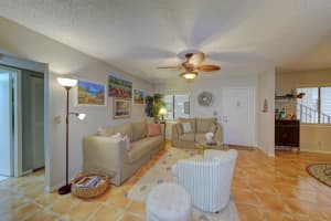 5100 Las Verdes Circle 114, Delray Beach, FL 33484 Sold 11/17/23