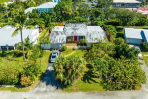 433 Aylesbury Road, Delray Beach, FL 33444 Sold 03/26/24