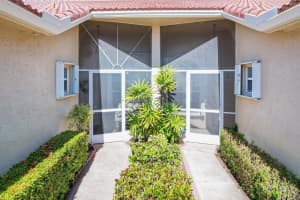 2719 Quaking Leaf Lane, Boynton Beach, FL 33436 Sold 12/21/23