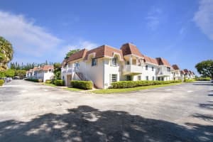 708 SE 2 Avenue 427, Deerfield Beach, FL 33441 Sold 12/05/23