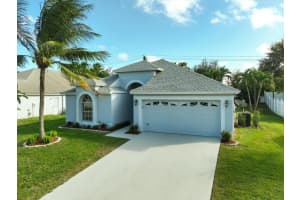 12 Meadows Park Lane, Boynton Beach, FL 33436 Sold 03/15/24