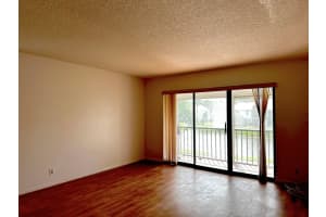 1106 Green Pine Blvd APT G2, West Palm Beach, FL 33409, Sold 02/08/24