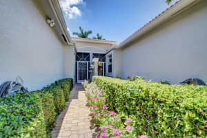 10796 Royal Caribbean Circle, Boynton Beach, FL 33437 Sold 01/17/24