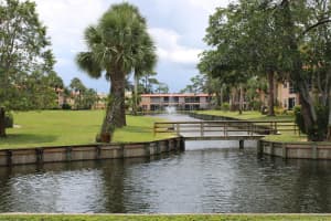1929 SW Palm City Road J, Stuart, FL 34994 Sold 05/16/24