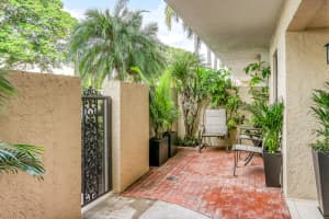 300 N Highway A1a 106n, Jupiter, FL 33477 Sold 12/21/23