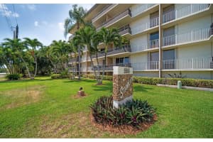 555 NW 4th Avenue 4060, Boca Raton, FL 33432 Sold 12/15/23
