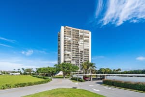 2000 Presidential Way 1702, West Palm Beach, FL 33401 Sold 01/24/25