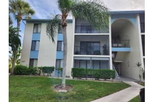 1107 Green Pine Boulevard A3, West Palm Beach, FL 33409 Sold 01/16/24