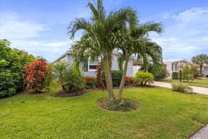 366 NE Jade Circle, Jensen Beach, FL 34957 Sold 02/12/24