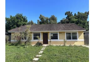 6910 Boston Drive, Lake Worth, FL 33462 Sold 11/15/23