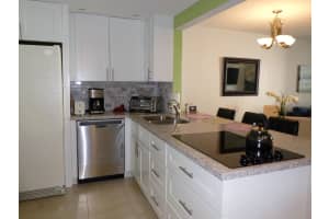 2929 S Ocean Boulevard 3030, Boca Raton, FL 33432 Sold 03/29/24