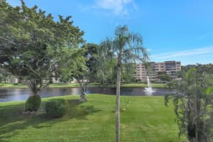 27 Abbey Lane 302, Delray Beach, FL 33446 Sold 12/15/23