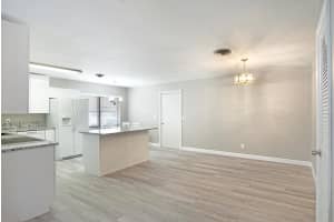 476 19th Place, Vero Beach, FL 32960 Sold 12/13/23