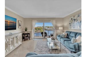 330 N Federal Highway 412, Deerfield Beach, FL 33441 Sold 11/14/23