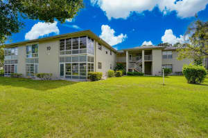 10 Lake Vista Trl 204, Port St Lucie, FL 34952 Sold 01/23/24