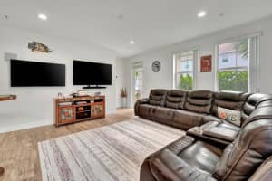 1346 Via De Pepi, Boynton Beach, FL 33426 Sold 03/28/24