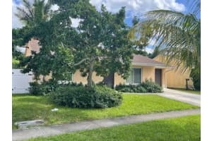 5184 Edgecliff Avenue, Lake Worth, FL 33463 Sold 12/08/23