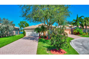 8115 Alberti Drive, Lake Worth, FL 33467 Sold 02/16/24