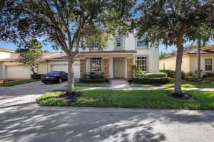 10132 SW Canossa Way, Port St Lucie, FL 34986 Sold 03/25/25