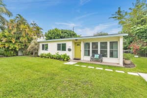 228 Gregory Road, West Palm Beach, FL 33405 Sold 12/18/23