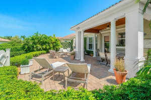 105 Casa Grande Court, Palm Beach Gardens, FL 33418 Sold 01/10/24