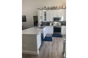 288 Moccasin Trail W, Jupiter, FL 33458 Sold 08/09/24