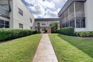 708 Normandy O, Delray Beach, FL 33484 Sold 12/04/23
