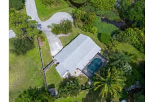 4252 SE 55th Ter, Stuart, FL 34997 Sold 11/27/23