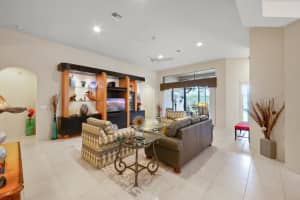 7987 Via Grande, Boynton Beach, FL 33437 Sold 04/19/24