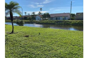 5478 Mirror Lakes Boulevard, Boynton Beach, FL 33472 Sold 08/14/24