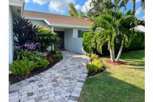 17723 Foxglove Lane, Boca Raton, FL 33487 Sold 02/09/24