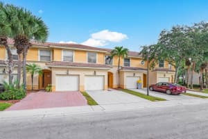 283 River Bluff Lane, Royal Palm Beach, FL 33421 Sold 12/05/23