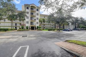 2105 Lavers Circle 307, Delray Beach, FL 33444 Sold 01/16/24