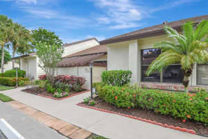3742 English Ln b, Lake Worth Beach, FL 33467, Sold 12/14/23