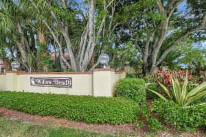 3742 English Ln b, Lake Worth Beach, FL 33467, Sold 12/14/23