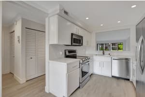 5187 Oak Hill Lane 611, Delray Beach, FL 33484 Sold 06/17/25