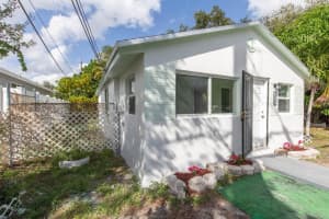806 Phippen Waiters Road, Dania Beach, FL 33004 Sold 05/15/24