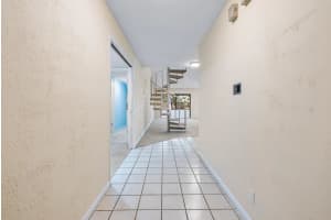 118 Beaumont Lane, Palm Beach Gardens, FL 33410 Sold 01/10/24