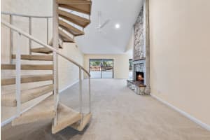 118 Beaumont Lane, Palm Beach Gardens, FL 33410 Sold 01/10/24