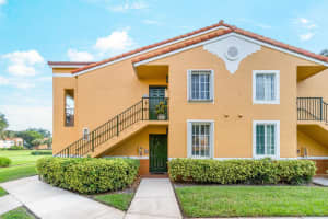 157 Yacht Club Way 102, Hypoluxo, FL 33462 Sold 12/18/23