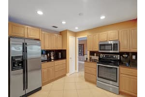 4111 NW 106th Avenue, Coral Springs, FL 33065 Sold 12/08/23